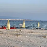 Vel Mari - On The Szálloda Alghero