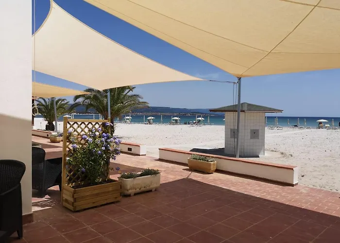 Vel Mari - On The Отель Альгеро