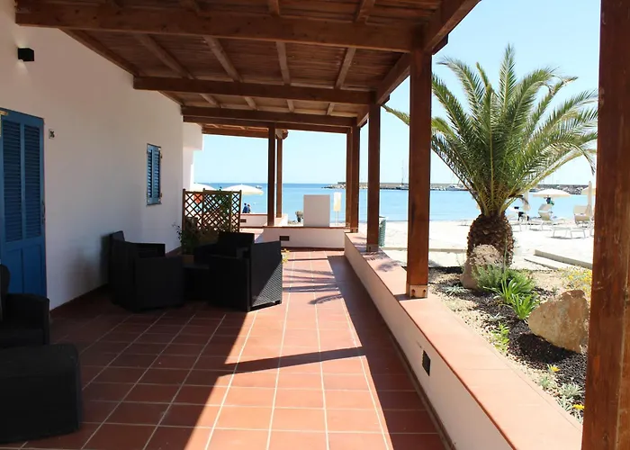 Отель Vel Mari - On The