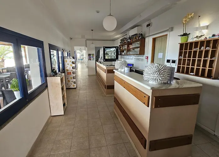 Отель Vel Mari - On The *