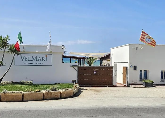 Vel Mari - On The Отель Альгеро