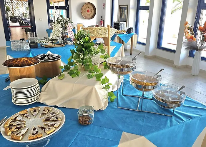 Vel Mari - On The Отель