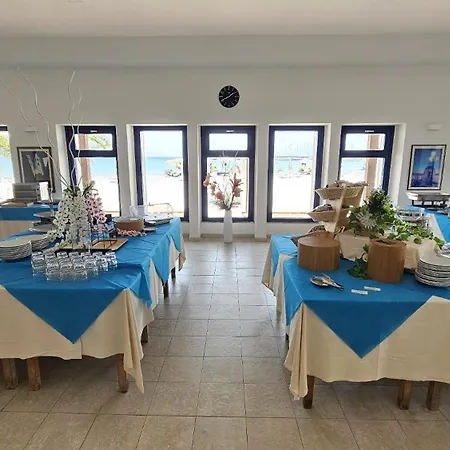 Otel Vel Mari - On The